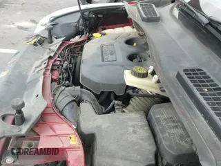 ✅ 2013 Ford Escape SE • VIN: 1FMCU0G98DUD15483 • Lot: 43797232. Wystawiony na IAAI z przebiegiem 147 088 mil. Bezpłatny archiwum sprzedaży aukcyjnych z USA i szczegółowy raport historii pojazdu na DreamBid. Zdjęcie 16.