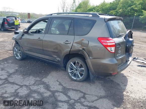 ✅ 2012 Toyota RAV4 Limited • VIN: 2T3DK4DV2CW089353 • Lot: 44875429. Wystawiony na IAAI z przebiegiem 120 741 mil. Bezpłatny archiwum sprzedaży aukcyjnych z USA i szczegółowy raport historii pojazdu na DreamBid. Zdjęcie 3.