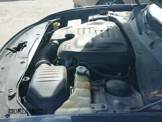 ✅ 2019 Dodge Charger SXT • VIN: 2C3CDXJG8KH653863 • Lot: 42559015. Listed on IAAI with 117,619 mi. Free auction sales archive from the USA and detailed vehicle history report at DreamBid. Image 19.