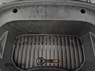 ✅ 2022 Tesla Model 3 • VIN: 5YJ3E1EA2NF289980 • Lot: 55449825. Wystawiony na Copart z przebiegiem 90 137 mil. Bezpłatny archiwum sprzedaży aukcyjnych z USA i szczegółowy raport historii pojazdu na DreamBid. Zdjęcie 14.