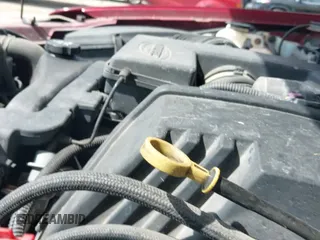 ✅ 2004 GMC Canyon 1SB SLE Z85 • VIN: 1GTDT136048161678 • Lot: 43083532. Listed on IAAI with 201,142 mi. Free auction sales archive from the USA and detailed vehicle history report at DreamBid. Image 12.