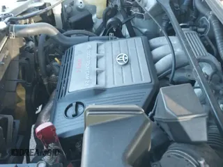 ✅ 2003 Toyota Highlander • VIN: JTEGF21AX30106276 • Lot: 43609148. Wystawiony na IAAI z przebiegiem 163 116 mil. Bezpłatny archiwum sprzedaży aukcyjnych z USA i szczegółowy raport historii pojazdu na DreamBid. Zdjęcie 12.