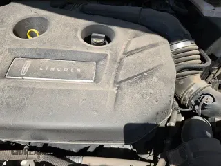 ✅ 2018 Lincoln MKC Reserve • VIN: 5LMCJ3C96JUL22313 • Lot: 61211455. Wystawiony na Copart z przebiegiem 75 103 mil. Bezpłatny archiwum sprzedaży aukcyjnych z USA i szczegółowy raport historii pojazdu na DreamBid. Zdjęcie 14.