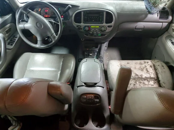 ✅ 2002 Toyota Sequoia Limited • VIN: 5TDZT38A92S120408 • Lot: 49502106. Wystawiony na Copart z przebiegiem 188 625 mil. Bezpłatny archiwum sprzedaży aukcyjnych z USA i szczegółowy raport historii pojazdu na DreamBid. Zdjęcie 8.