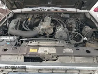 ✅ 1987 Ford Bronco • VIN: 1FMCU14T6HUB82055 • Lot: 84565204. Wystawiony na Copart z przebiegiem Nie podano. Bezpłatny archiwum sprzedaży aukcyjnych z USA i szczegółowy raport historii pojazdu na DreamBid. Zdjęcie 14.