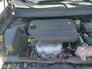 ✅ 2021 Jeep Cherokee Latitude Plus • VIN: 1C4PJMLB2MD223042 • Лот: 64071115. Опубликован ранее на Copart с пробегом 48 698 миль. Бесплатный доступ к архиву аукционных продаж из США и подробный отчёт об истории автомобиля на DreamBid. Изображение 17.