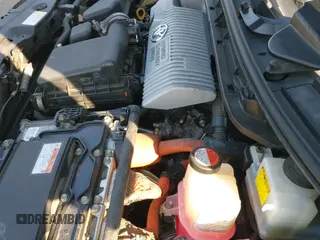 ✅ 2014 Toyota Prius Four • VIN: JTDKN3DU3E0388700 • Лот: 43641508. Опубликован ранее на IAAI с пробегом 202 449 миль. Бесплатный доступ к архиву аукционных продаж из США и подробный отчёт об истории автомобиля на DreamBid. Изображение 21.