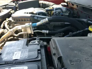 ✅ 2021 Jeep Cherokee Limited • VIN: 1C4PJMDX7MD177461 • Lot: 43249688. Wystawiony na IAAI z przebiegiem 98 076 mil. Bezpłatny archiwum sprzedaży aukcyjnych z USA i szczegółowy raport historii pojazdu na DreamBid. Zdjęcie 18.