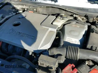 ✅ 2010 Ford Fusion Hybrid • VIN: 3FADP0L32AR301962 • Lot: 43630406. Wystawiony na IAAI z przebiegiem 227 454 mil. Bezpłatny archiwum sprzedaży aukcyjnych z USA i szczegółowy raport historii pojazdu na DreamBid. Zdjęcie 19.