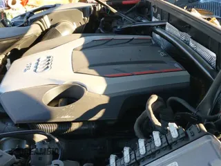 ✅ 2020 Audi SQ5 Premium Plus • VIN: WA1B4AFY6L2016349 • Lot: 41318772. Wystawiony na IAAI z przebiegiem 42 124 mil. Bezpłatny archiwum sprzedaży aukcyjnych z USA i szczegółowy raport historii pojazdu na DreamBid. Zdjęcie 21.