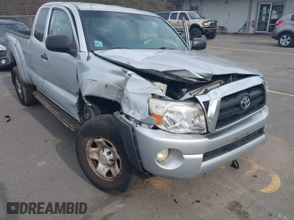 ✅ 2006 Toyota Tacoma • VIN: 5TEUU42N66Z288380 • Lot: 44883540. Wystawiony na IAAI z przebiegiem 187 930 mil. Bezpłatny archiwum sprzedaży aukcyjnych z USA i szczegółowy raport historii pojazdu na DreamBid. Zdjęcie 6.