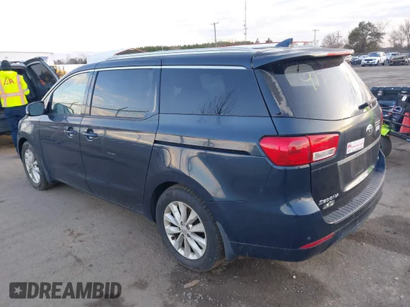 ✅ 2016 Kia Sedona SX • VIN: KNDMC5C10G6158467 • Lot: 41733034. Wystawiony na IAAI z przebiegiem 123 306 mil. Bezpłatny archiwum sprzedaży aukcyjnych z USA i szczegółowy raport historii pojazdu na DreamBid. Zdjęcie 3.