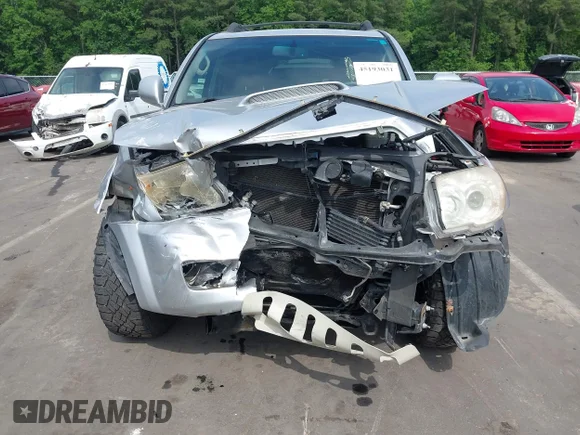 ✅ 2008 Toyota 4Runner SR5 • VIN: JTEBT14R98K004767 • Lot: 45193031. Wystawiony na IAAI z przebiegiem 171 864 mil. Bezpłatny archiwum sprzedaży aukcyjnych z USA i szczegółowy raport historii pojazdu na DreamBid. Zdjęcie 6.