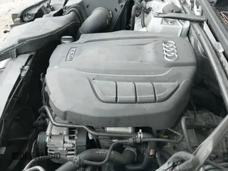 ✅ 2020 Audi Q5 Premium • VIN: WA1ANAFY0L2024021 • Lot: 42705081. Wystawiony na IAAI z przebiegiem 127 510 mil. Bezpłatny archiwum sprzedaży aukcyjnych z USA i szczegółowy raport historii pojazdu na DreamBid. Zdjęcie 20.