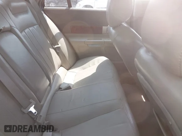 ✅ 2004 Lincoln LS Luxury • VIN: 1LNHM86S24Y624576 • Lot: 42926629. Listed on IAAI with 133,157 mi. Free auction sales archive from the USA and detailed vehicle history report at DreamBid. Image 8.