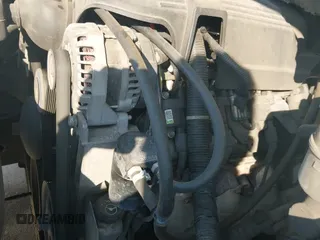 ✅ 2011 Cadillac Escalade • VIN: 1GYS4AEF8BR252832 • Lot: 43051731. Wystawiony na IAAI z przebiegiem 210 423 mil. Bezpłatny archiwum sprzedaży aukcyjnych z USA i szczegółowy raport historii pojazdu na DreamBid. Zdjęcie 18.