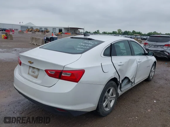 ✅ 2022 Chevrolet Malibu LS • VIN: 1G1ZC5ST1NF184042 • Lot: 44926414. Wystawiony na IAAI z przebiegiem 82 347 mil. Bezpłatny archiwum sprzedaży aukcyjnych z USA i szczegółowy raport historii pojazdu na DreamBid. Zdjęcie 4.
