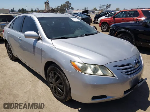 ✅ 2007 Toyota Camry LE • VIN: 4T1BK46K47U553011 • Lot: 45061858. Wystawiony na IAAI z przebiegiem 257 464 mil. Bezpłatny archiwum sprzedaży aukcyjnych z USA i szczegółowy raport historii pojazdu na DreamBid. Zdjęcie 1.