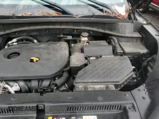 ✅ 2019 Hyundai Tucson SE • VIN: KM8J2CA43KU070262 • Лот: 90251835. Опубликован ранее на Copart с пробегом 125 339 миль. Бесплатный доступ к архиву аукционных продаж из США и подробный отчёт об истории автомобиля на DreamBid. Изображение 13.