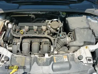 ✅ 2014 Ford Focus SE • VIN: 1FADP3F24EL443898 • Lot: 42561123. Wystawiony na IAAI z przebiegiem 197 139 mil. Bezpłatny archiwum sprzedaży aukcyjnych z USA i szczegółowy raport historii pojazdu na DreamBid. Zdjęcie 14.