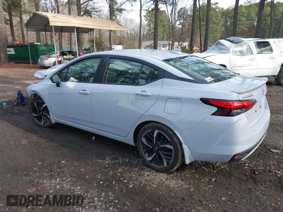 ✅ 2023 Nissan Versa SR • VIN: 3N1CN8FV6PL860663 • Lot: 43844493. Wystawiony na IAAI z przebiegiem 19 565 mil. Bezpłatny archiwum sprzedaży aukcyjnych z USA i szczegółowy raport historii pojazdu na DreamBid. Zdjęcie 3.