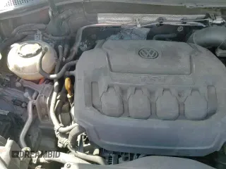 ✅ 2018 Volkswagen Tiguan SEL • VIN: 3VV3B7AX9JM092687 • Lot: 87212565. Listed on Copart with 130,409 mi. Free auction sales archive from the USA and detailed vehicle history report at DreamBid. Image 16.