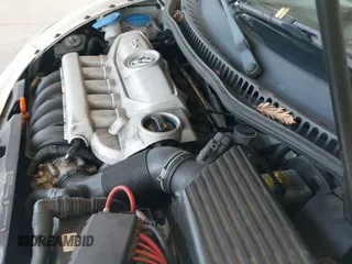 ✅ 2007 Volkswagen Beetle Triple White • VIN: 3VWFF31Y17M411698 • Lot: 43471259. Wystawiony na IAAI z przebiegiem 128 158 mil. Bezpłatny archiwum sprzedaży aukcyjnych z USA i szczegółowy raport historii pojazdu na DreamBid. Zdjęcie 19.