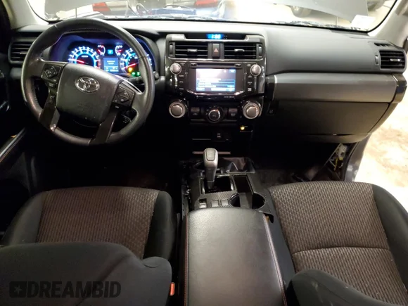 ✅ 2018 Toyota 4Runner SR5 • VIN: JTEBU5JR6J5598943 • Lot: 45019543. Wystawiony na Copart z przebiegiem 72 628 mil. Bezpłatny archiwum sprzedaży aukcyjnych z USA i szczegółowy raport historii pojazdu na DreamBid. Zdjęcie 8.