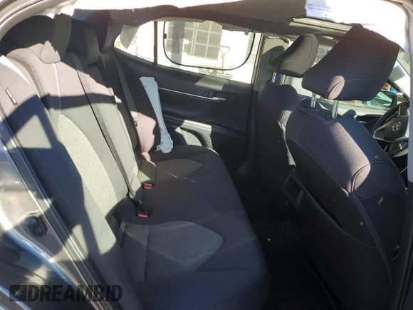 ✅ 2024 Toyota Camry Hybrid LE • VIN: 4T1H31AK3RU626949 • Lot: 98982665. Wystawiony na Copart z przebiegiem 14 403 mil. Bezpłatny archiwum sprzedaży aukcyjnych z USA i szczegółowy raport historii pojazdu na DreamBid. Zdjęcie 10.