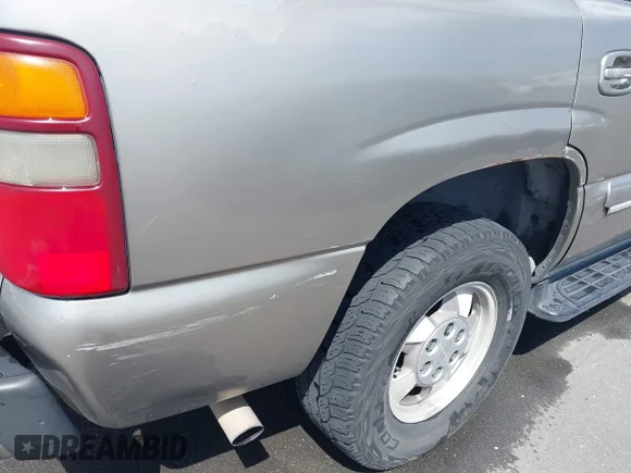 ✅ 2003 Chevrolet Tahoe LT • VIN: 1GNEK13Z03J264485 • Lot: 44784548. Wystawiony na IAAI z przebiegiem 309 426 mil. Bezpłatny archiwum sprzedaży aukcyjnych z USA i szczegółowy raport historii pojazdu na DreamBid. Zdjęcie 6.