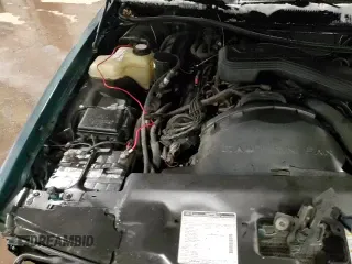 ✅ 1995 Ford Crown Victoria LX • VIN: 2FALP74W4SX111483 • Лот: 83250864. Опубликован ранее на Copart с пробегом 85 433 миль. Бесплатный доступ к архиву аукционных продаж из США и подробный отчёт об истории автомобиля на DreamBid. Изображение 14.