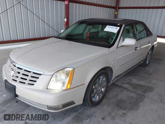 ✅ 2010 Cadillac DTS 1SD • VIN: 1G6KH5EY1AU135868 • Лот: 42568718. Опубліковано раніше на IAAI з пробігом 119 686 миль. Безкоштовний доступ до архіву аукціонних продажів зі США та докладний звіт про історію автомобіля на DreamBid. Зображення 2.
