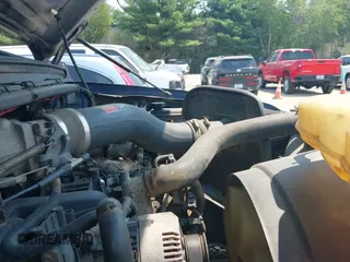 ✅ 2004 Ford F-250 XL • VIN: 1FTNW21L24EC75449 • Lot: 42622552. Listed on IAAI with 199,431 mi. Free auction sales archive from the USA and detailed vehicle history report at DreamBid. Image 19.