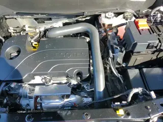 ✅ 2025 GMC Terrain AWD Elevation • VIN: 3GKALUEG7SL282480 • Lot: 91362285. Listed on Copart with 7,999 mi. Free auction sales archive from the USA and detailed vehicle history report at DreamBid. Image 14.