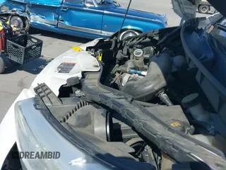 ✅ 2015 Ford Transit XL • VIN: 1FBZX2ZM5FKA97492 • Lot: 42018625. Wystawiony na IAAI z przebiegiem 73 377 mil. Bezpłatny archiwum sprzedaży aukcyjnych z USA i szczegółowy raport historii pojazdu na DreamBid. Zdjęcie 20.