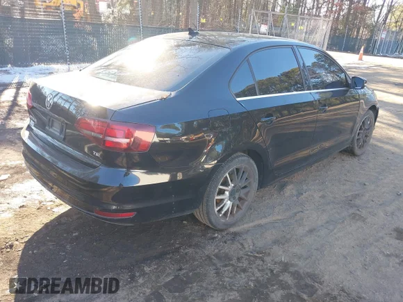 ✅ 2016 Volkswagen Jetta SE • VIN: 3VWD67AJ8GM374487 • Lot: 44283998. Wystawiony na IAAI z przebiegiem 175 000 mil. Bezpłatny archiwum sprzedaży aukcyjnych z USA i szczegółowy raport historii pojazdu na DreamBid. Zdjęcie 4.