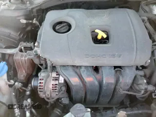 ✅ 2019 Kia Forte LXS • VIN: 3KPF24AD2KE025585 • Лот: 84921055. Опубликован ранее на Copart с пробегом 127 057 миль. Бесплатный доступ к архиву аукционных продаж из США и подробный отчёт об истории автомобиля на DreamBid. Изображение 13.