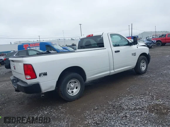 ✅ 2022 Ram 1500 Tradesman • VIN: 3C6JR6DG2NG300895 • Lot: 42714275. Wystawiony na IAAI z przebiegiem 57 831 mil. Bezpłatny archiwum sprzedaży aukcyjnych z USA i szczegółowy raport historii pojazdu na DreamBid. Zdjęcie 4.