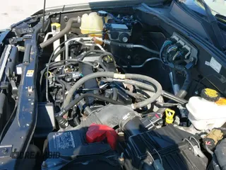 ✅ 2008 Mazda Tribute Touring • VIN: 4F2CZ02Z28KM00561 • Lot: 43384967. Wystawiony na IAAI z przebiegiem 103 146 mil. Bezpłatny archiwum sprzedaży aukcyjnych z USA i szczegółowy raport historii pojazdu na DreamBid. Zdjęcie 13.