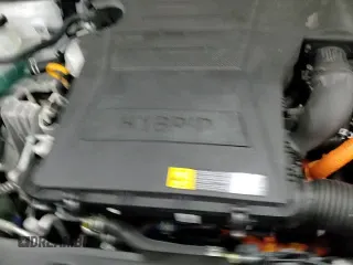 ✅ 2019 Hyundai Ioniq Blue • VIN: KMHC65LC3KU109770 • Lot: 51158015. Wystawiony na Copart z przebiegiem 46 006 mil. Bezpłatny archiwum sprzedaży aukcyjnych z USA i szczegółowy raport historii pojazdu na DreamBid. Zdjęcie 14.