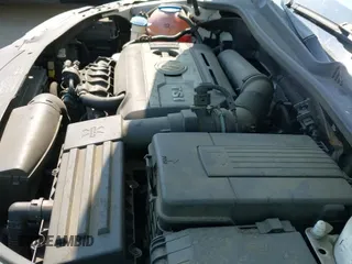 ✅ 2010 Volkswagen Eos Komfort • VIN: WVWBA7AH7AV018681 • Лот: 42744679. Опубликован ранее на IAAI с пробегом 99 519 миль. Бесплатный доступ к архиву аукционных продаж из США и подробный отчёт об истории автомобиля на DreamBid. Изображение 19.