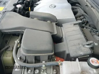 ✅ 2019 Toyota Highlander Hybrid XLE • VIN: 5TDJGRFH7KS058026 • Lot: 43144533. Listed on IAAI with 47,732 mi. Free auction sales archive from the USA and detailed vehicle history report at DreamBid. Image 18.