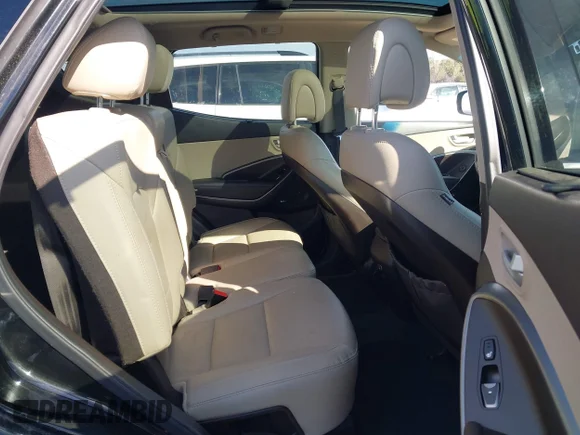 ✅ 2017 Hyundai Santa Fe 2.4L • VIN: 5XYZU3LB6HG456780 • Lot: 44219027. Wystawiony na IAAI z przebiegiem 117 847 mil. Bezpłatny archiwum sprzedaży aukcyjnych z USA i szczegółowy raport historii pojazdu na DreamBid. Zdjęcie 8.