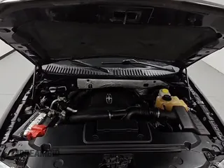 ✅ 2016 Lincoln Navigator Select • VIN: 5LMJJ2HT0GEL05449 • Lot: 64498005. Listed on Copart with 129,988 mi. Free auction sales archive from the USA and detailed vehicle history report at DreamBid. Image 15.