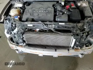 ✅ 2018 Lincoln Continental Select • VIN: 1LN6L9TK5J5610138 • Lot: 71797825. Listed on Copart with 110,319 mi. Free auction sales archive from the USA and detailed vehicle history report at DreamBid. Image 15.