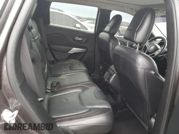 ✅ 2017 Jeep Cherokee Trailhawk L Plus • VIN: 1C4PJMBS8HW646557 • Лот: 37845883. Опубліковано раніше на Copart з пробігом 118 009 миль. Безкоштовний доступ до архіву аукціонних продажів зі США та докладний звіт про історію автомобіля на DreamBid. Зображення 10.