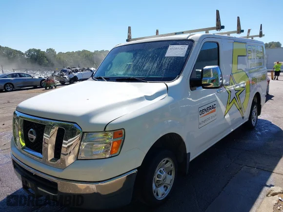 ✅ 2012 Nissan NV S • VIN: 1N6AF0KY2CN116827 • Lot: 43205163. Wystawiony na IAAI z przebiegiem 277 981 mil. Bezpłatny archiwum sprzedaży aukcyjnych z USA i szczegółowy raport historii pojazdu na DreamBid. Zdjęcie 2.
