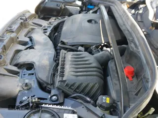 ✅ 2020 MINI Countryman Cooper S • VIN: WMZYW7C05L3M07661 • Lot: 42242689. Wystawiony na IAAI z przebiegiem 45 602 mil. Bezpłatny archiwum sprzedaży aukcyjnych z USA i szczegółowy raport historii pojazdu na DreamBid. Zdjęcie 19.