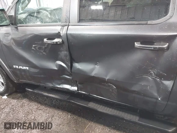 ✅ 2020 Ram 1500 Laramie • VIN: 1C6SRFJT8LN419626 • Lot: 44616332. Listed on IAAI with 75,205 mi. Free auction sales archive from the USA and detailed vehicle history report at DreamBid. Image 6.