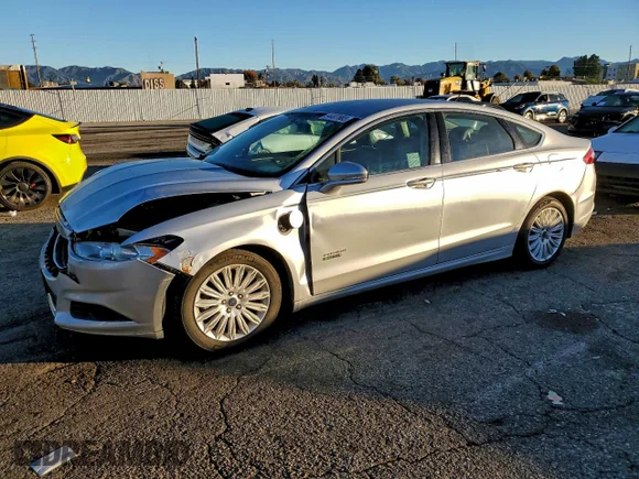 ✅ 2016 Ford Fusion SE Luxury • VIN: 3FA6P0PU9GR216055 • Lot: 94407885. Wystawiony na Copart z przebiegiem 229 206 mil. Bezpłatny archiwum sprzedaży aukcyjnych z USA i szczegółowy raport historii pojazdu na DreamBid. Zdjęcie 1.